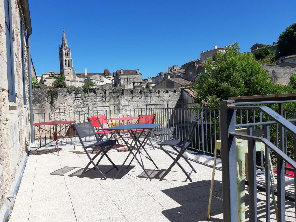 Les Logis Des Vignobles Saint Emilion En Duplex N 2 Avec Terrasse Apartamento Exterior foto